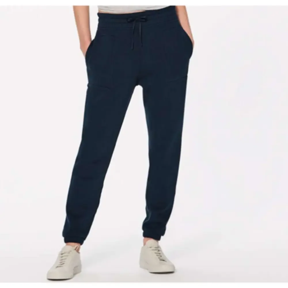 Lululemon Warm For Winter Jogger Pants 28" Mid-Rise Mach Blue Size 2 - Picture 1 of 8